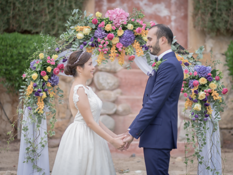 Three Easy Ways to Find Your Wedding Florist